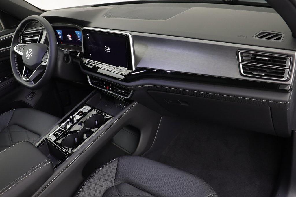 new 2025 Volkswagen Atlas Cross Sport car, priced at $41,103