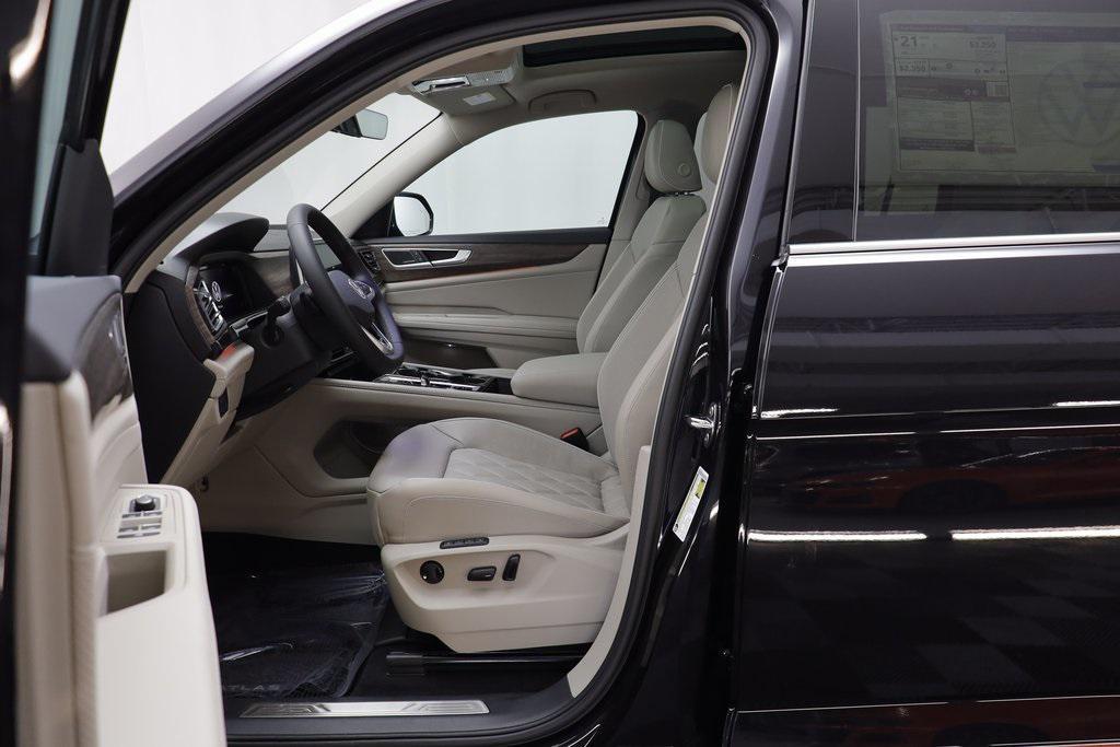 new 2026 Volkswagen Atlas car, priced at $53,681