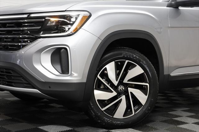 new 2025 Volkswagen Atlas car, priced at $48,670