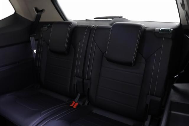 new 2025 Volkswagen Atlas car, priced at $48,670