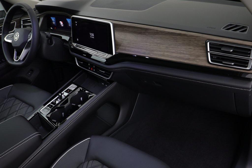 new 2026 Volkswagen Atlas car, priced at $54,411
