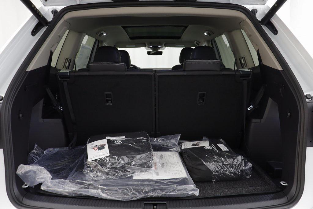 new 2026 Volkswagen Atlas car, priced at $54,411