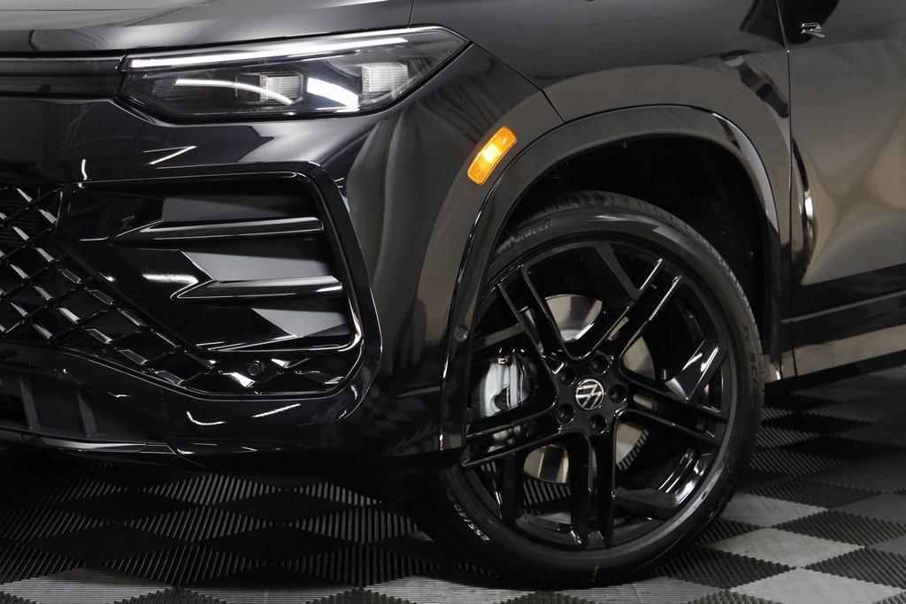 new 2026 Volkswagen Tiguan car, priced at $39,077