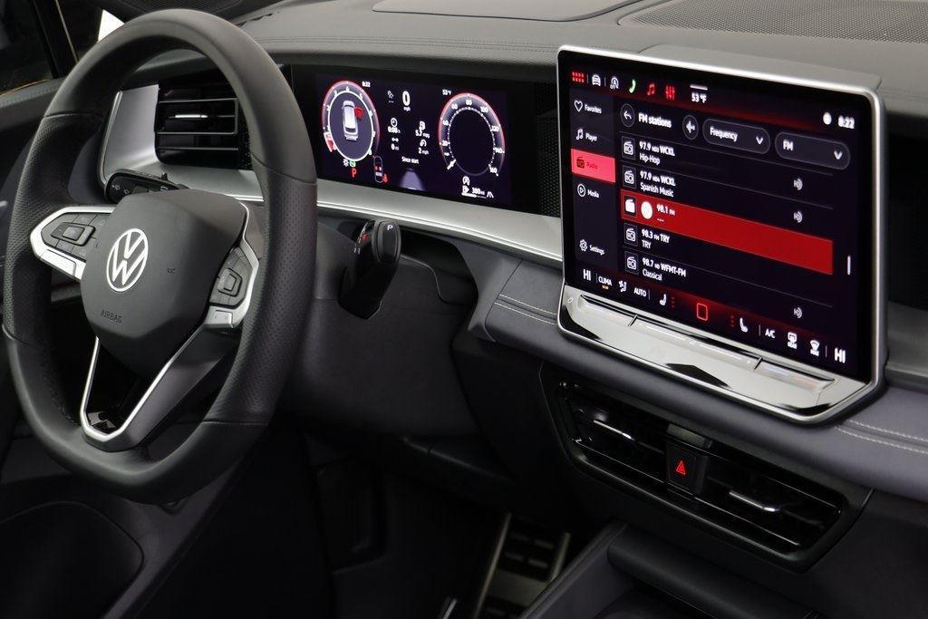 new 2026 Volkswagen Tiguan car, priced at $39,354