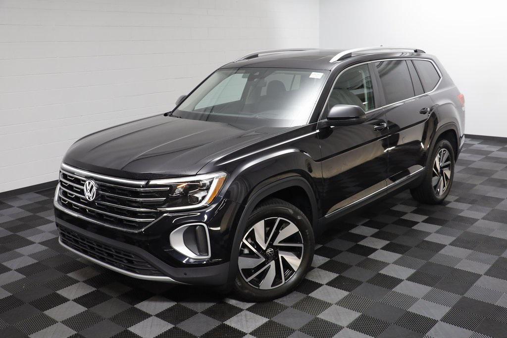 new 2026 Volkswagen Atlas car, priced at $48,697