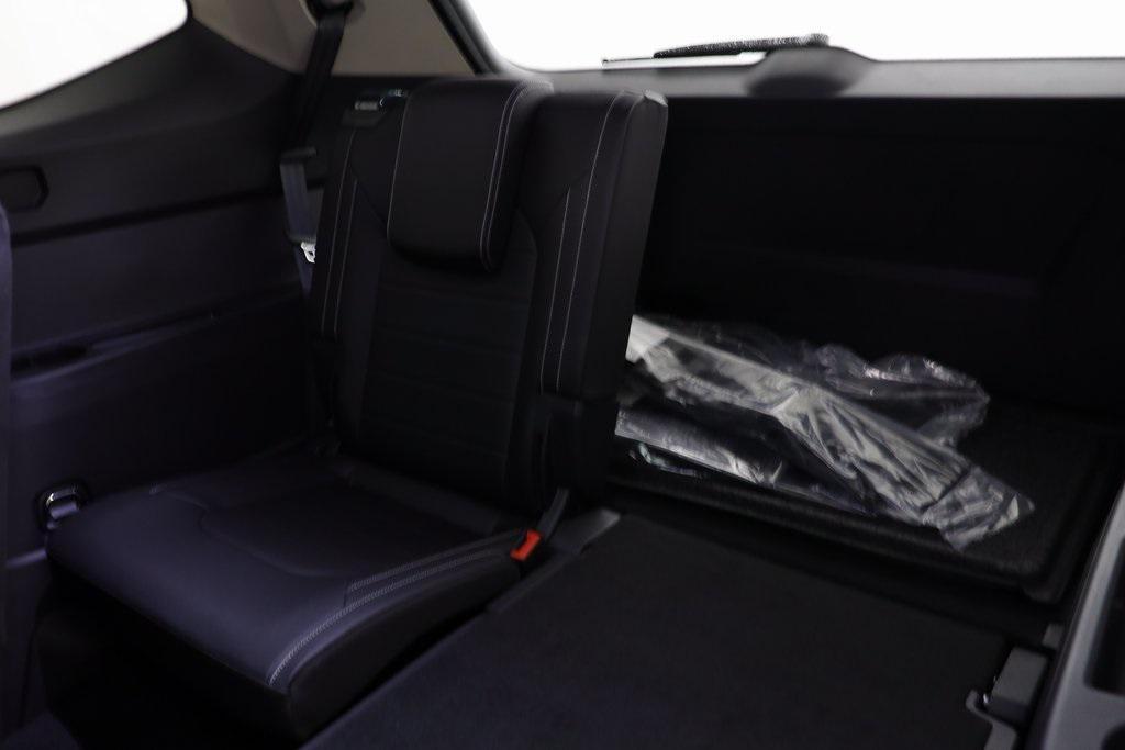 new 2026 Volkswagen Atlas car, priced at $48,697