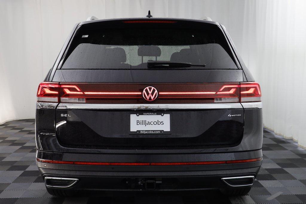 new 2026 Volkswagen Atlas car, priced at $48,697