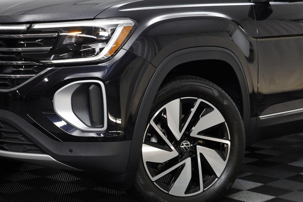 new 2026 Volkswagen Atlas car, priced at $48,697