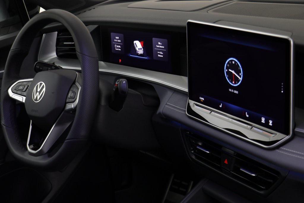 new 2026 Volkswagen Tiguan car, priced at $40,171