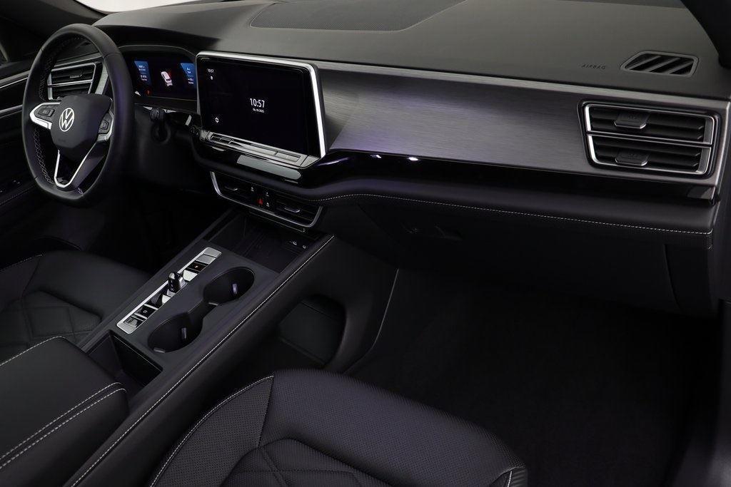 new 2025 Volkswagen Atlas Cross Sport car, priced at $36,634