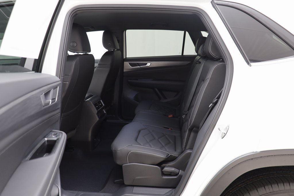 new 2025 Volkswagen Atlas Cross Sport car, priced at $36,634