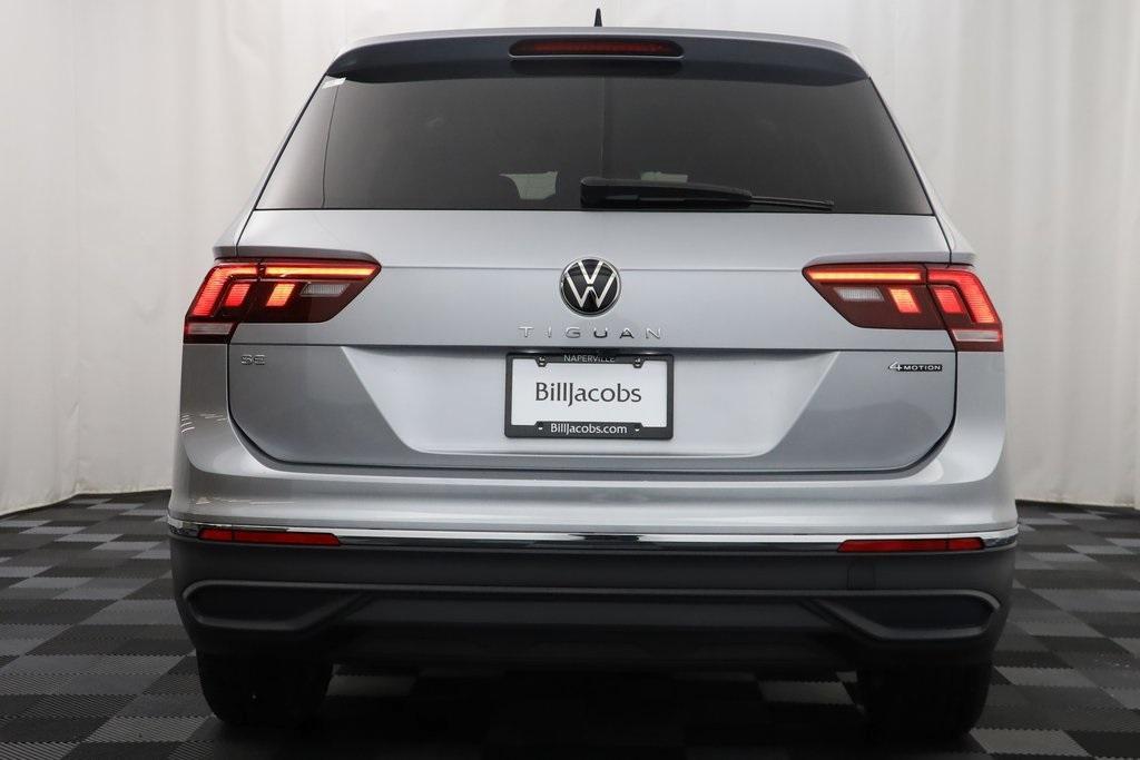 new 2024 Volkswagen Tiguan car, priced at $33,203