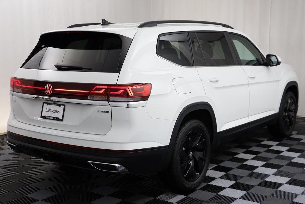 new 2025 Volkswagen Atlas car, priced at $41,041