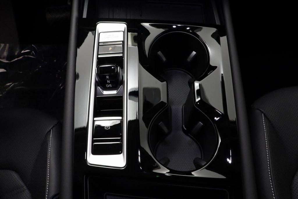 new 2025 Volkswagen Atlas car, priced at $41,041