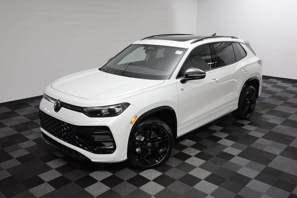new 2026 Volkswagen Tiguan car, priced at $39,514