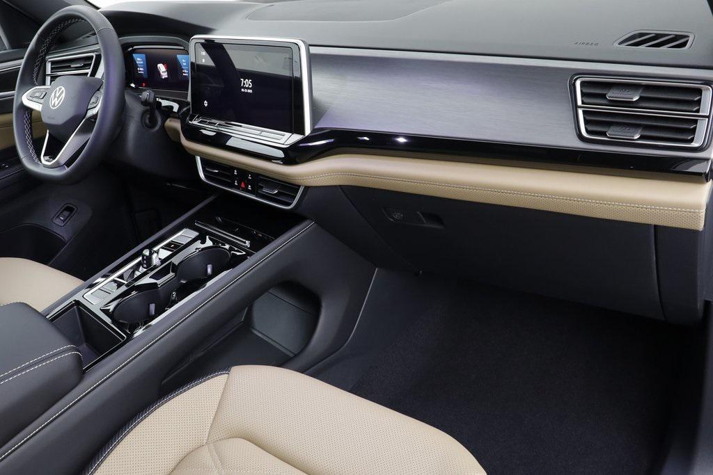 new 2025 Volkswagen Atlas Cross Sport car, priced at $43,276