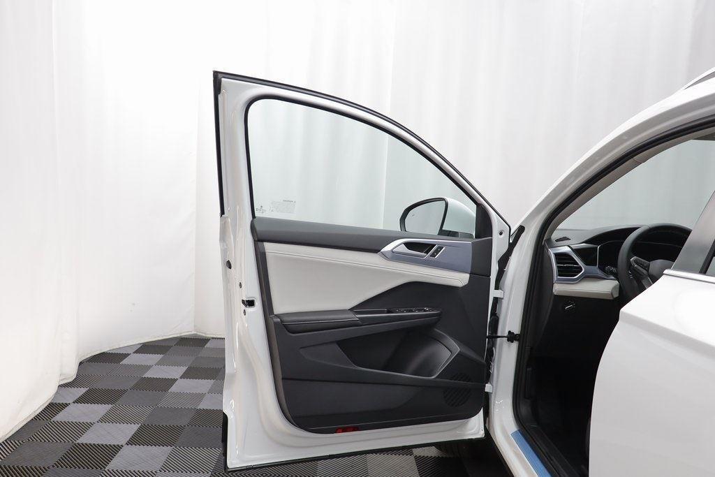 new 2025 Volkswagen Taos car, priced at $28,663