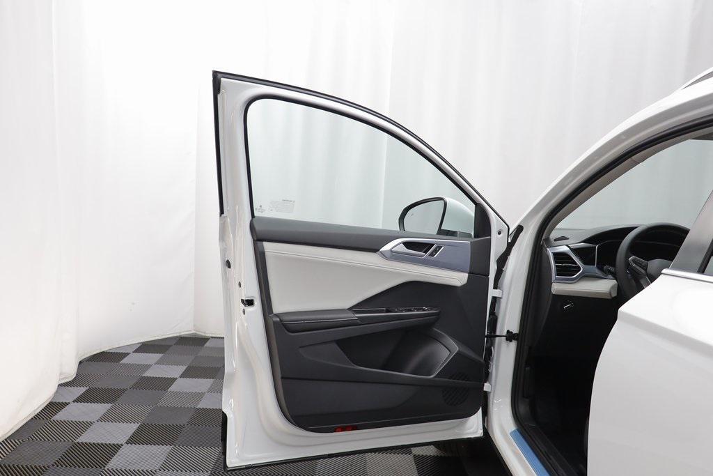 new 2025 Volkswagen Taos car, priced at $30,463