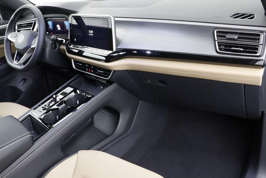 new 2025 Volkswagen Atlas Cross Sport car, priced at $41,732
