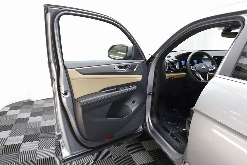 new 2025 Volkswagen Atlas Cross Sport car, priced at $41,732