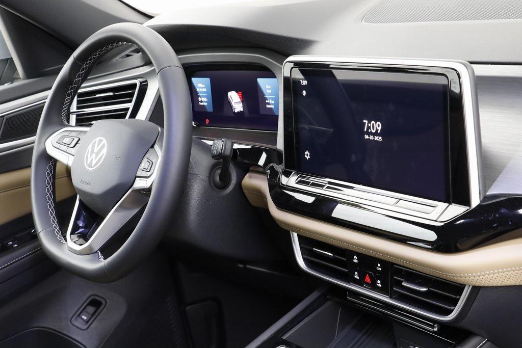 new 2025 Volkswagen Atlas Cross Sport car, priced at $41,732