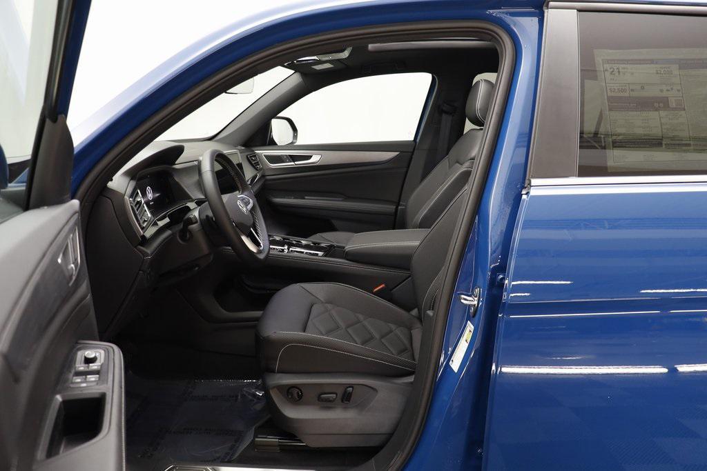 new 2025 Volkswagen Atlas Cross Sport car, priced at $43,276