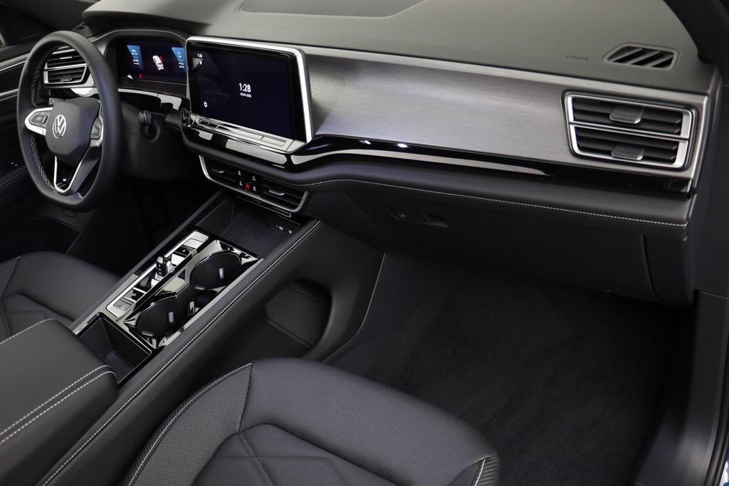 new 2025 Volkswagen Atlas Cross Sport car, priced at $43,276