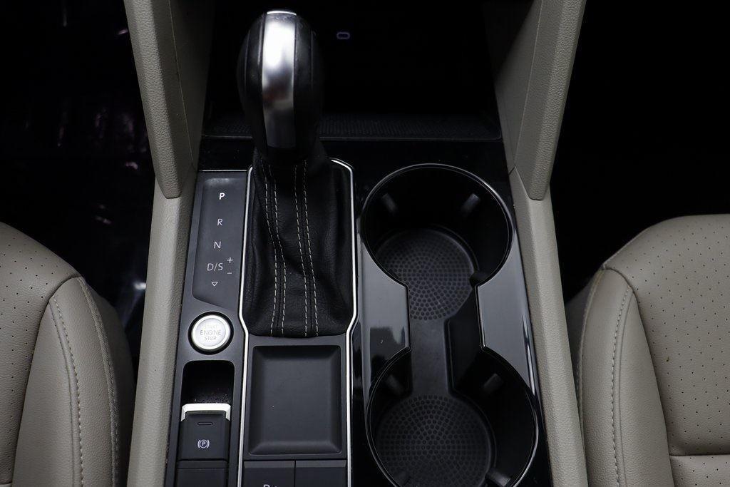 used 2022 Volkswagen Atlas car, priced at $25,496