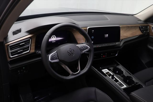 new 2024 Volkswagen Atlas car, priced at $40,663