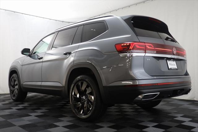 new 2024 Volkswagen Atlas car, priced at $40,663