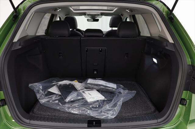new 2025 Volkswagen Taos car, priced at $33,553