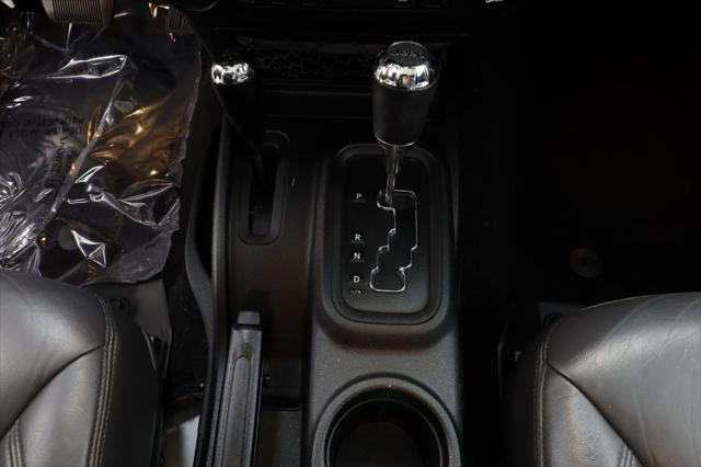 used 2015 Jeep Wrangler Unlimited car, priced at $20,505