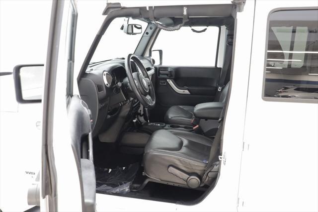 used 2015 Jeep Wrangler Unlimited car, priced at $20,505