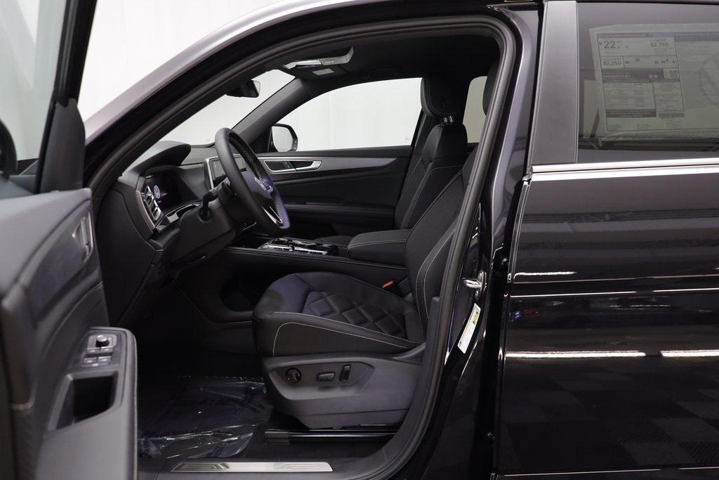 new 2026 Volkswagen Atlas Cross Sport car, priced at $44,362