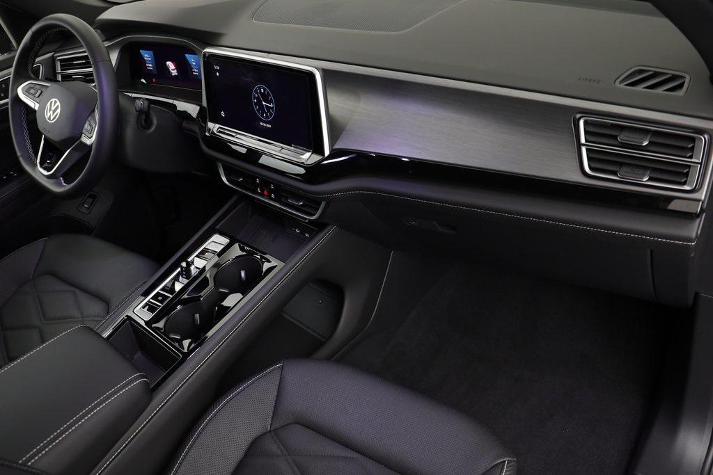 new 2026 Volkswagen Atlas Cross Sport car, priced at $44,362