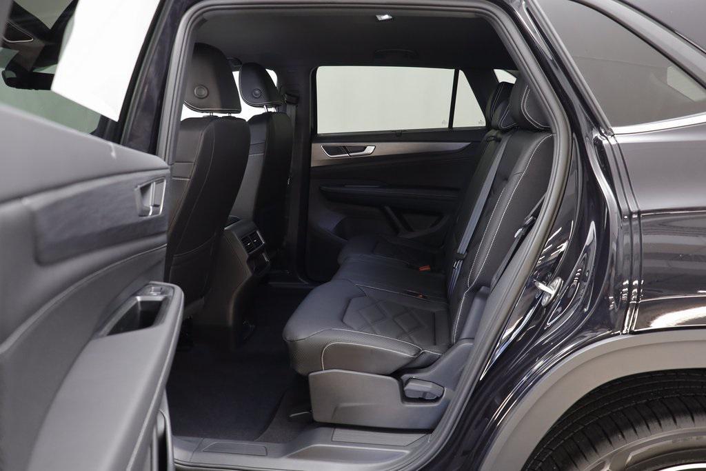 new 2026 Volkswagen Atlas Cross Sport car, priced at $44,362