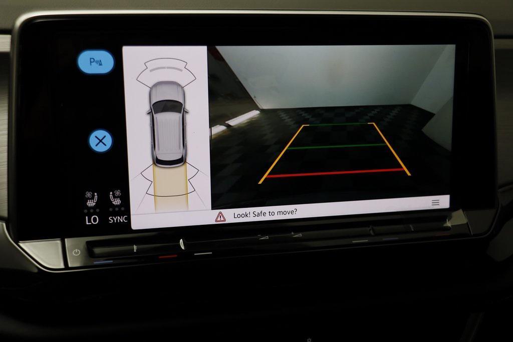 new 2026 Volkswagen Atlas Cross Sport car, priced at $44,362