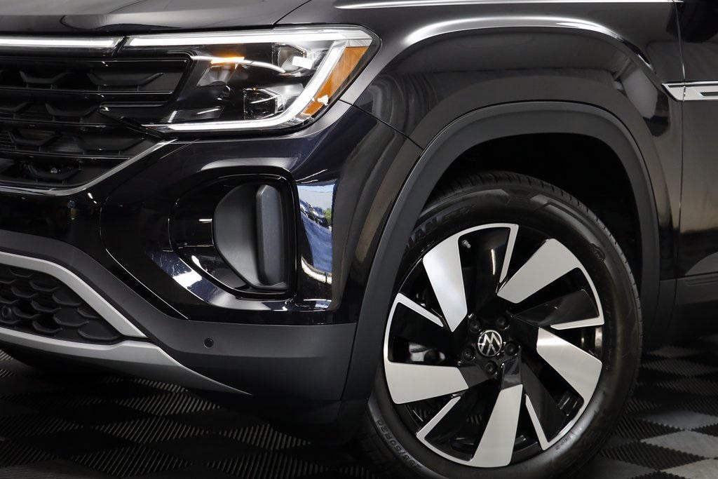 new 2026 Volkswagen Atlas Cross Sport car, priced at $44,362