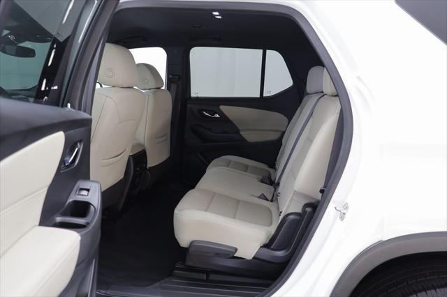 used 2022 Chevrolet Traverse car, priced at $27,601
