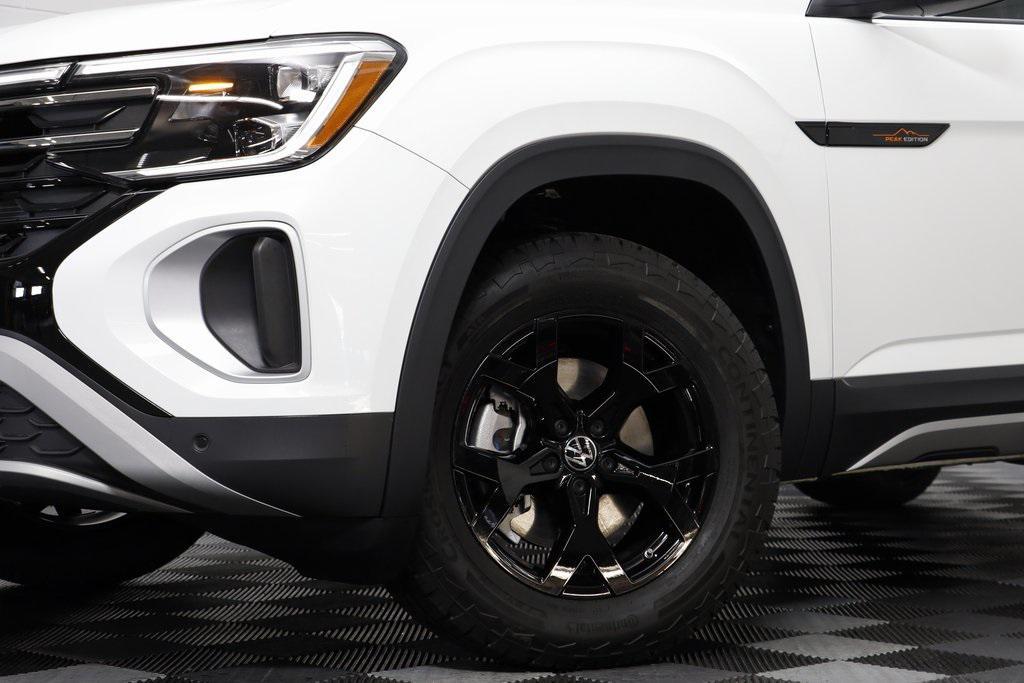 new 2025 Volkswagen Atlas car, priced at $40,904