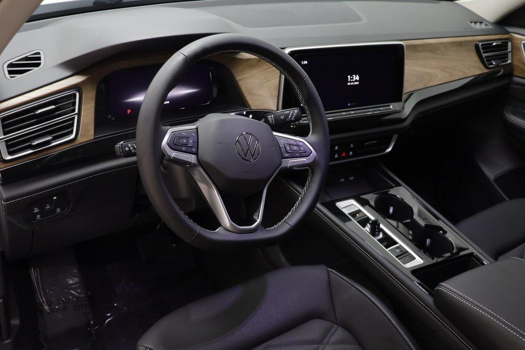 new 2026 Volkswagen Atlas car, priced at $45,927