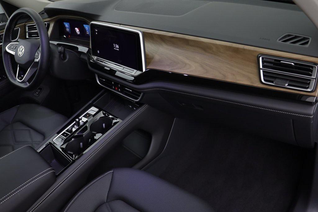 new 2026 Volkswagen Atlas car, priced at $45,927