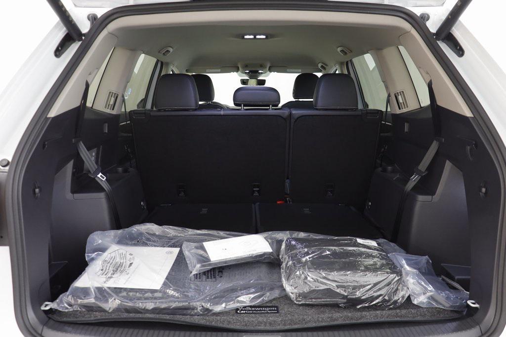 new 2026 Volkswagen Atlas car, priced at $45,927