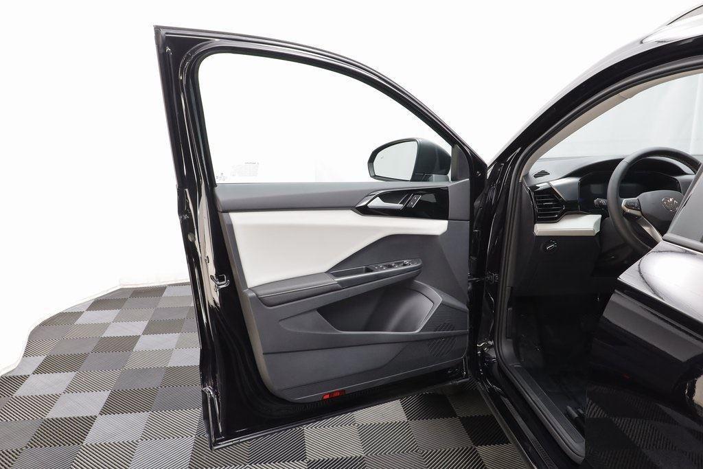 new 2025 Volkswagen Taos car, priced at $26,325
