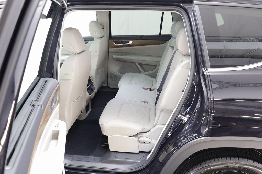 new 2026 Volkswagen Atlas car, priced at $46,522