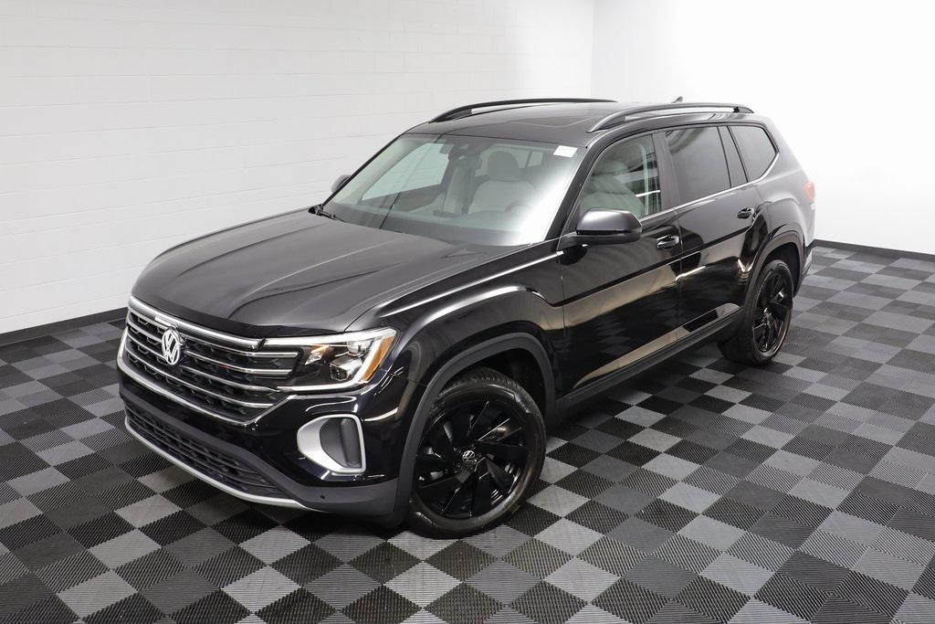 new 2026 Volkswagen Atlas car, priced at $46,522