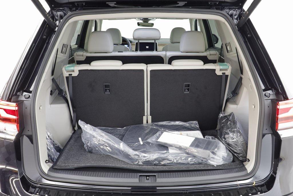new 2026 Volkswagen Atlas car, priced at $46,522