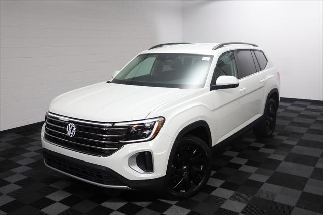 new 2024 Volkswagen Atlas car, priced at $41,629