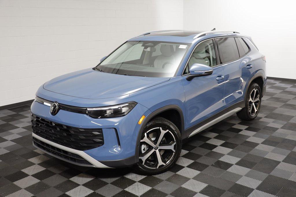 new 2025 Volkswagen Tiguan car, priced at $35,707