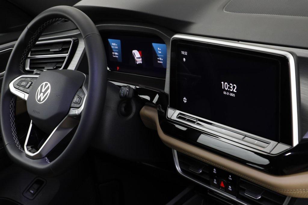 new 2025 Volkswagen Atlas Cross Sport car, priced at $42,071
